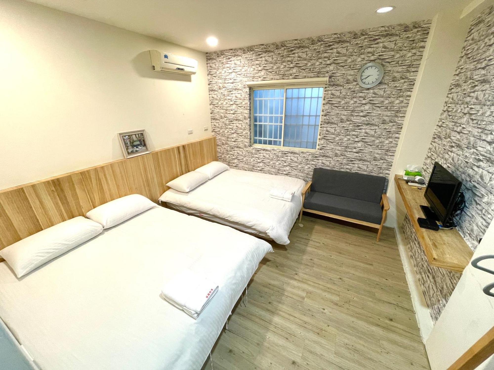 Fengchia Provence Jr Apartment ไถจง ภายนอก รูปภาพ