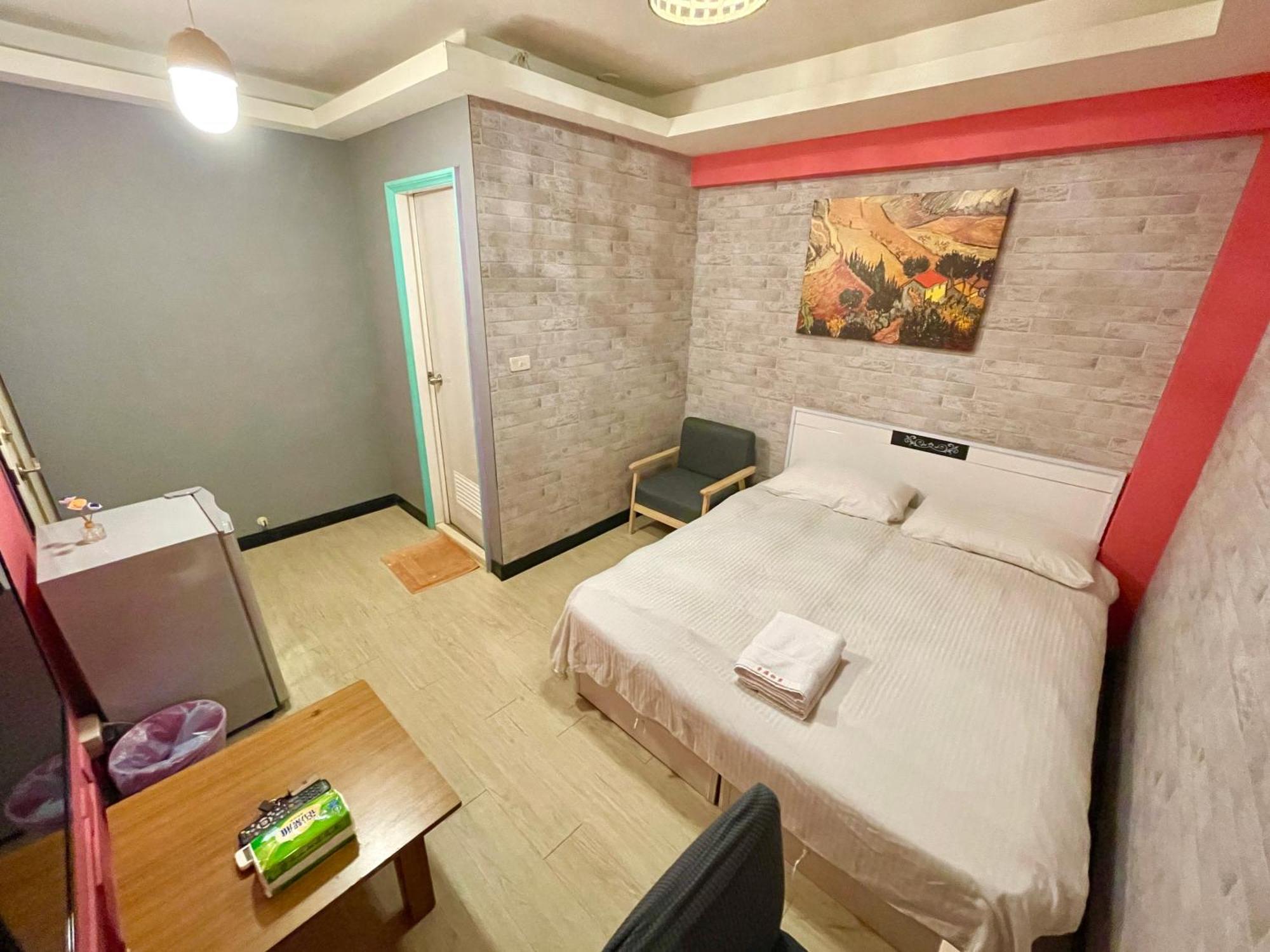 Fengchia Provence Jr Apartment ไถจง ภายนอก รูปภาพ